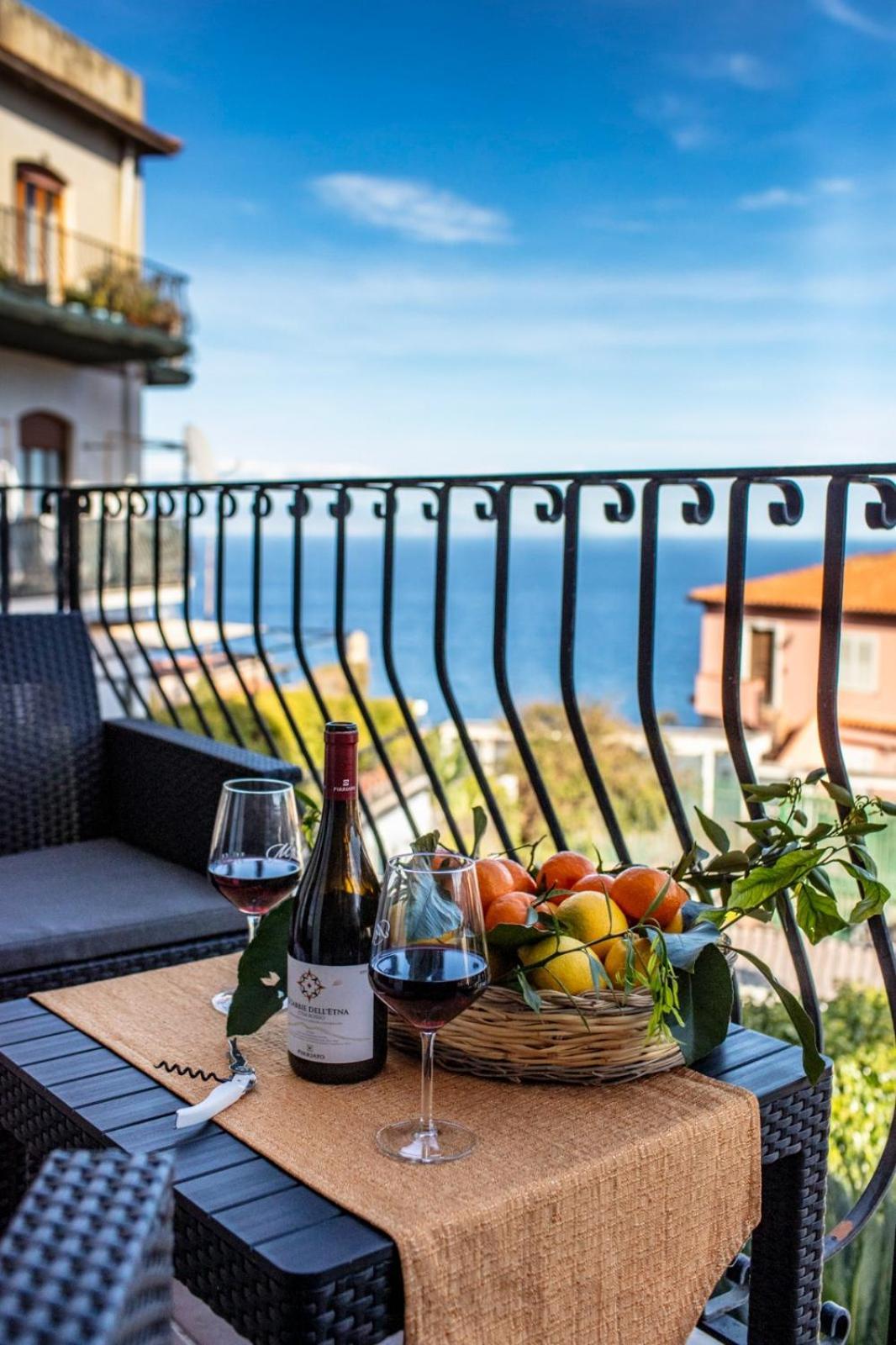 Suite Apartment Таормина Экстерьер фото